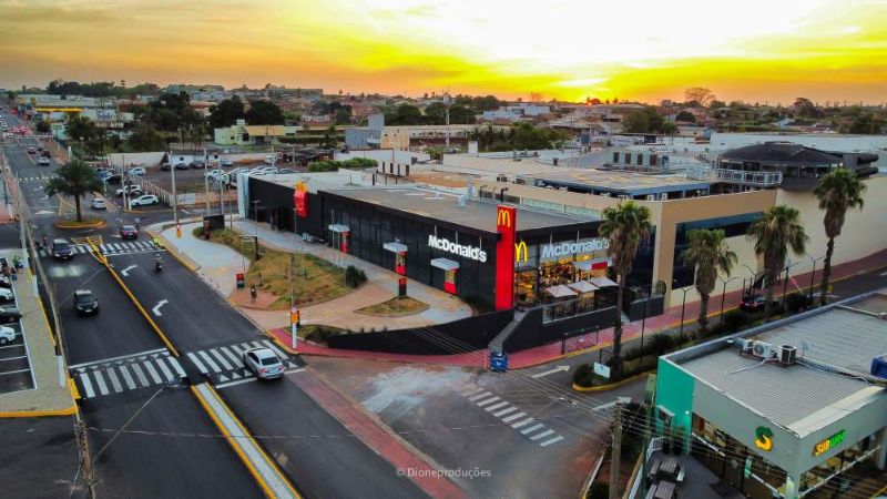 McDonald's abre 7 vagas de emprego em Andradina (SP) - Divulgação