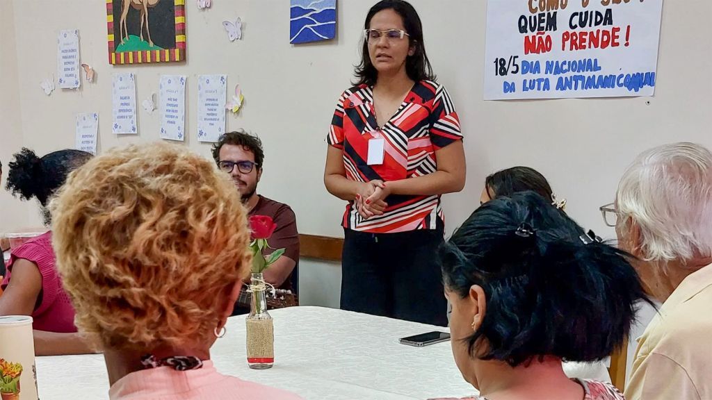 Caps-AD de Araçatuba promove ações para reconstruir vínculos familiares e celebrar a Luta Antimanicomial - Caps-AD realiza eventos para famílias em Araçatuba