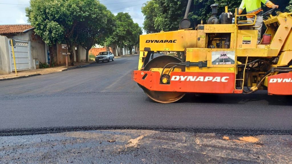 Recapeamento na Zona Leste de Araçatuba avança e deve ser concluído até 31 de março - Obras em Araçatuba - Foto: Divulgação/Prefeitura Recapeamento na Zona Leste de Araçatuba avança e deve ser concluído até 31 de março - Obras em Araçatuba - Foto: Divulgação/Prefeitura