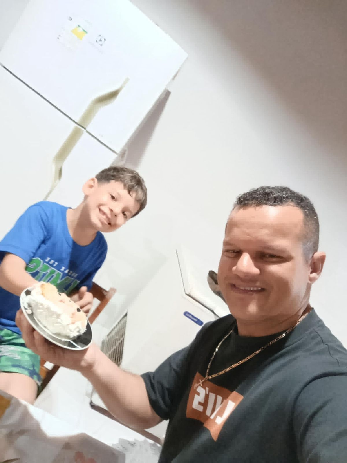 Aniversário de 8 anos de Noah Gabriel é celebrado com carinho pelo pai Sérgio Moreira - Parabéns, Noah!
