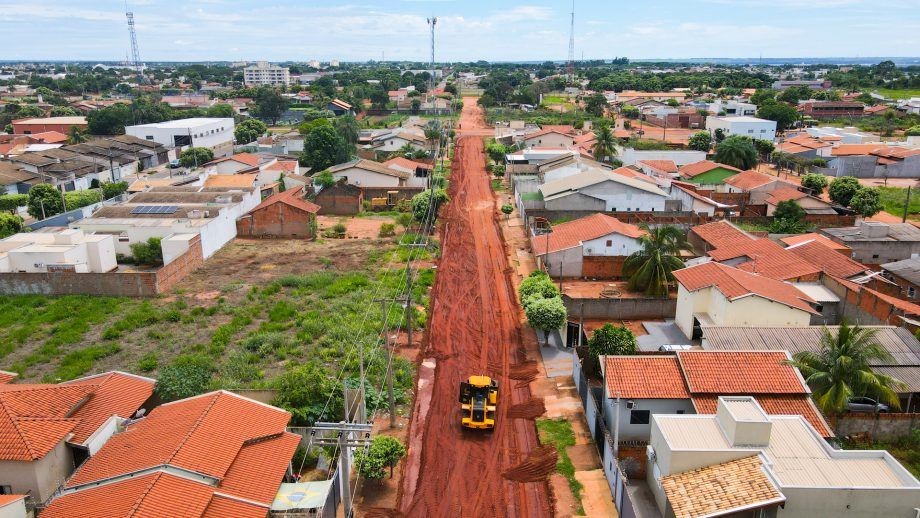 Três Lagoas inicia pavimentação em 13 bairros - Pavimentação em Três Lagoas (MS)