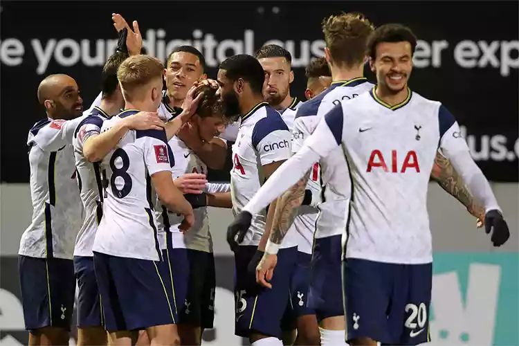 Tottenham x Bodo/Glimt: onde assistir ao vivo e horário da semifinal da Europa League - Tottenham e Bodo/Glimt se enfrentam nesta quinta-feira