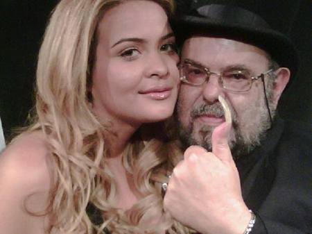 Zé do Caixão é o "novo amigo" de Geisy Arruda - 