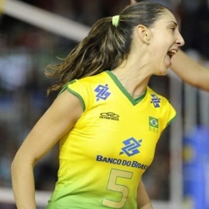 Depois de Walewska, Vôlei Futuro anuncia a contratação de Carol Gattaz - 