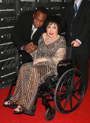 Aos 78 anos, Elizabeth Taylor vai se casar pela 9 ª vez - Aos 78 anos, Elizabeth Taylor vai se casar pela 9 ª vez -