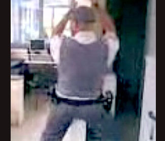 PMs serão investigados por vídeo - PMs serão investigados por vídeo -