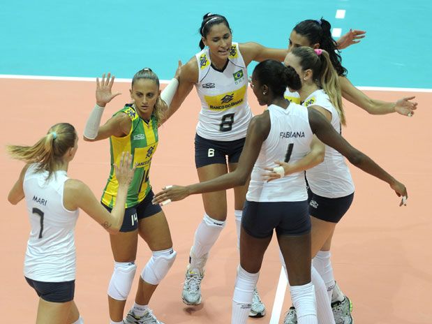 Brasil se recupera e vence Polônia na fase final do Grand Prix - Brasil se recupera e vence Polônia na fase final do Grand Prix -