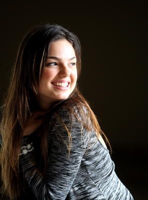 Isis Valverde tem planos de casamento para 2011 - 