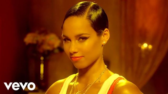 Alicia Keys - Girl on Fire - 