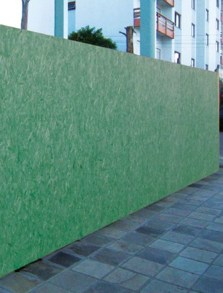Cemase traz novidades em tapumes que garantem boa aparência, resistência e são ecologicamente corretos em sua obra - Foto: Divulgação