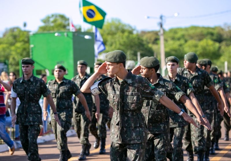 Tiro de Guerra realiza formatura de encerramento - Foto: Divulgação Tiro de Guerra realiza formatura de encerramento - Foto: Divulgação