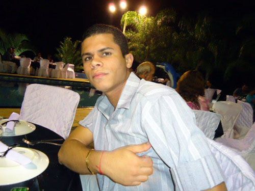 Policial militar de Clementina, região de Araçatuba, é assassinado em São Paulo - Jovem policial levou tiro na tentativa de defender uma vendedora. Foto: reprodução/Facebook
