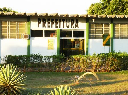 Atual e ex-prefeito são acionados por cargos comissionados na Prefeitura - Ação foi movida pelo Ministério Público apos apontamentos do Tribunal de Contas. Foto: Divulgação