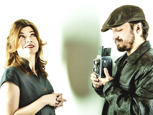 Casal revela cotidiano da relação e dá dicas de game no Youtube - Nilce Moretto e Leon Oliveira Martins, hoje casados, se conheceram pela 