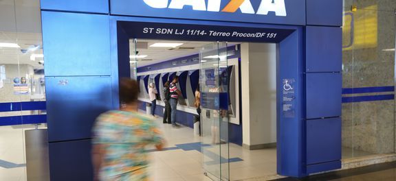 Bancos públicos reservam R$ 6 bi para restituir perdas com planos econômicos - Caixa e Banco do Brasil detêm os maiores passivos cobrados por meio de ações judiciais cíveisValter Campanato/AgênciaBrasil
