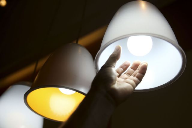 Pesquisa indica que 87% das pessoas acham conta de luz cara no país - Marcelo Camargo/Agência Brasil