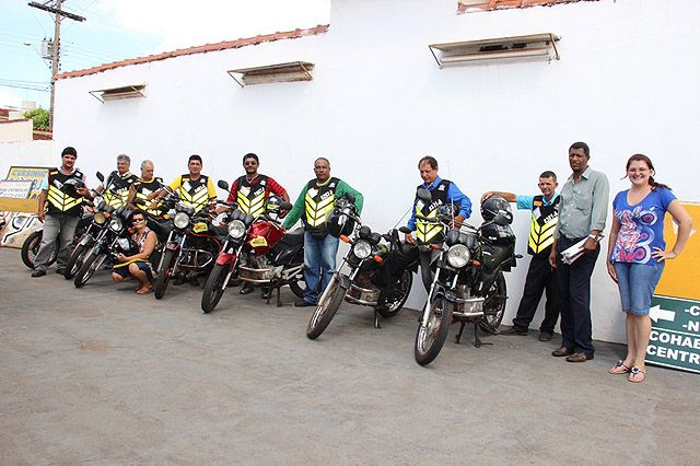 Andradina fiscaliza atividade de mototaxista - Foto: Divulgação/Prefeitura