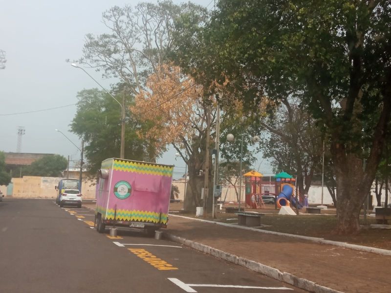 Prefeitura sinaliza estacionamentos de Food Trucks em Andradina - Foto: Divulgação