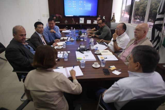 Araçatuba recebe visita de investidores sul-coreanos do setor de energia - Visita de investidores sul-coreanos do setor de energia fotovoltaica. Foto: Divulgação
