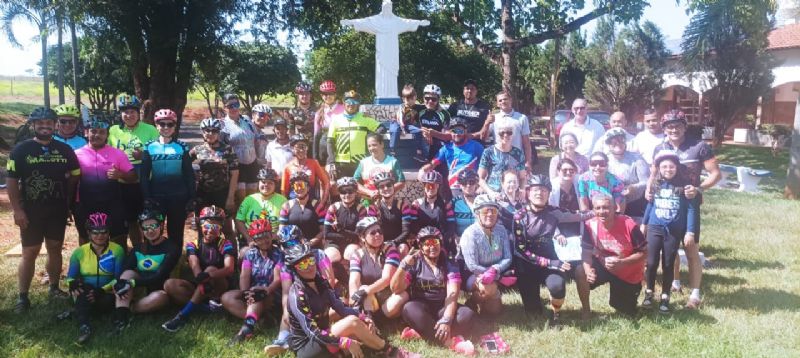 Pedal do Bem arrecada alimentos para o Recanto do Senhor Jesus - Foto: Divulgação