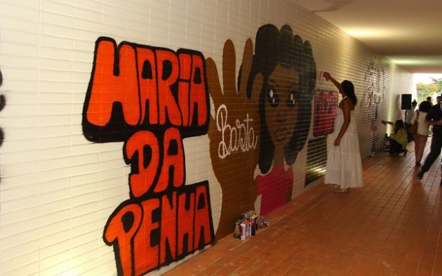 Lei Maria da Penha coloca 140 mulheres na cadeia - Interpretação da Lei Maria da Penha, criada para proteger a vítima de violência doméstica, ainda causa polêmica: há 140 mulheres presas hoje, enquadradas na lei. Foto: Divulgação