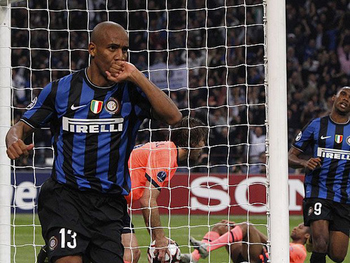 Com gol de Maicon e show de argentino, Inter bate Barcelona - Com gol de Maicon e show de argentino, Inter bate Barcelona -