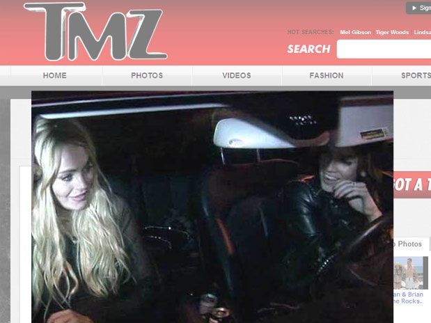 Lindsay Lohan é flagrada com suposta namorada - Lindsay Lohan é flagrada com suposta namorada -