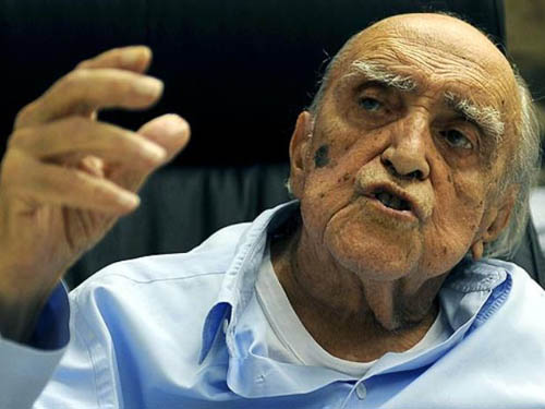 Niemeyer é internado com infecção urinária no Rio de Janeiro - Niemeyer é internado com infecção urinária no Rio de Janeiro -