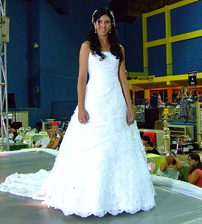 Andradina: Desfile Noivas e Noivos - 